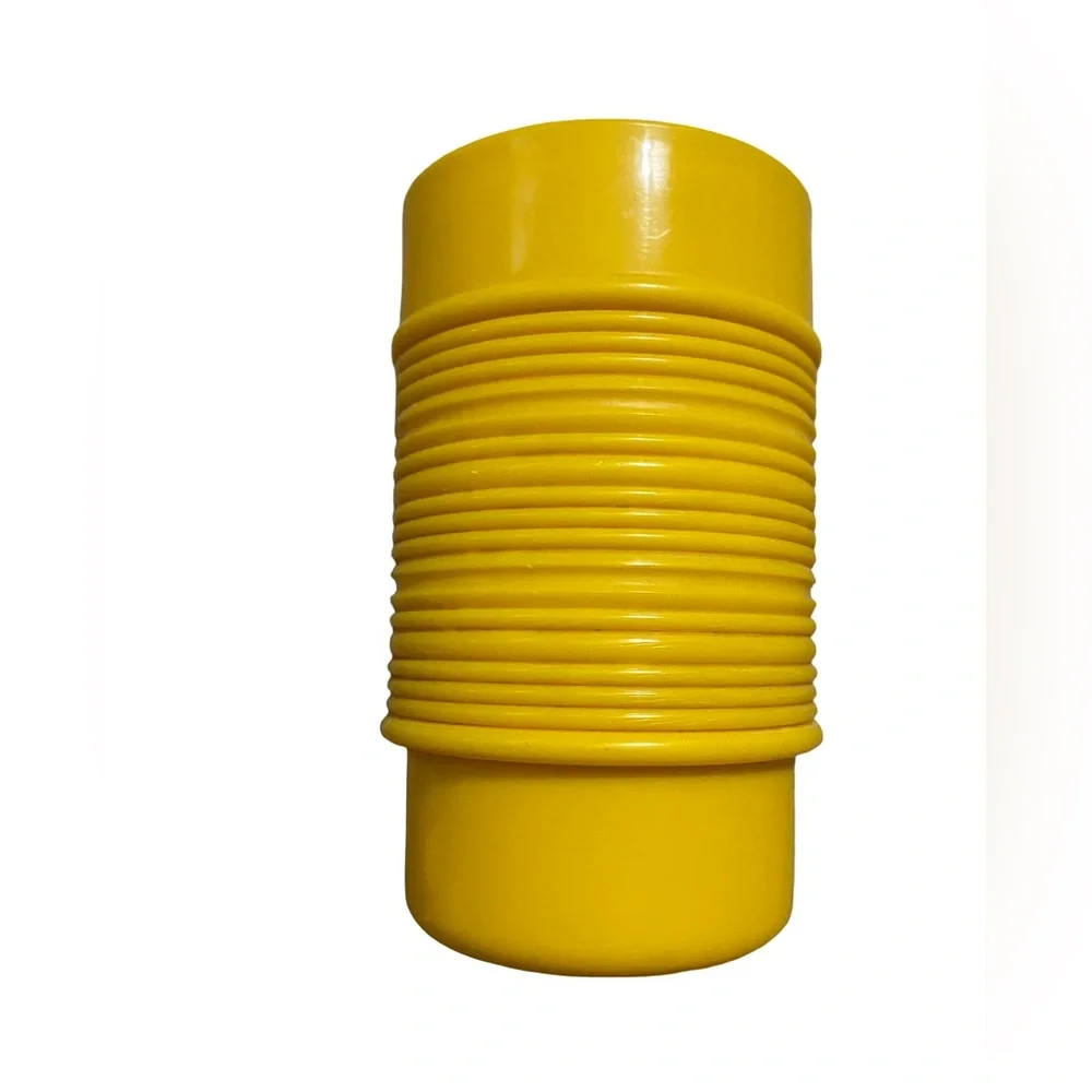 Vintage Rubbermaid Yellow Ribbed Plastic Tumblers & Cups Retro - Set of 4